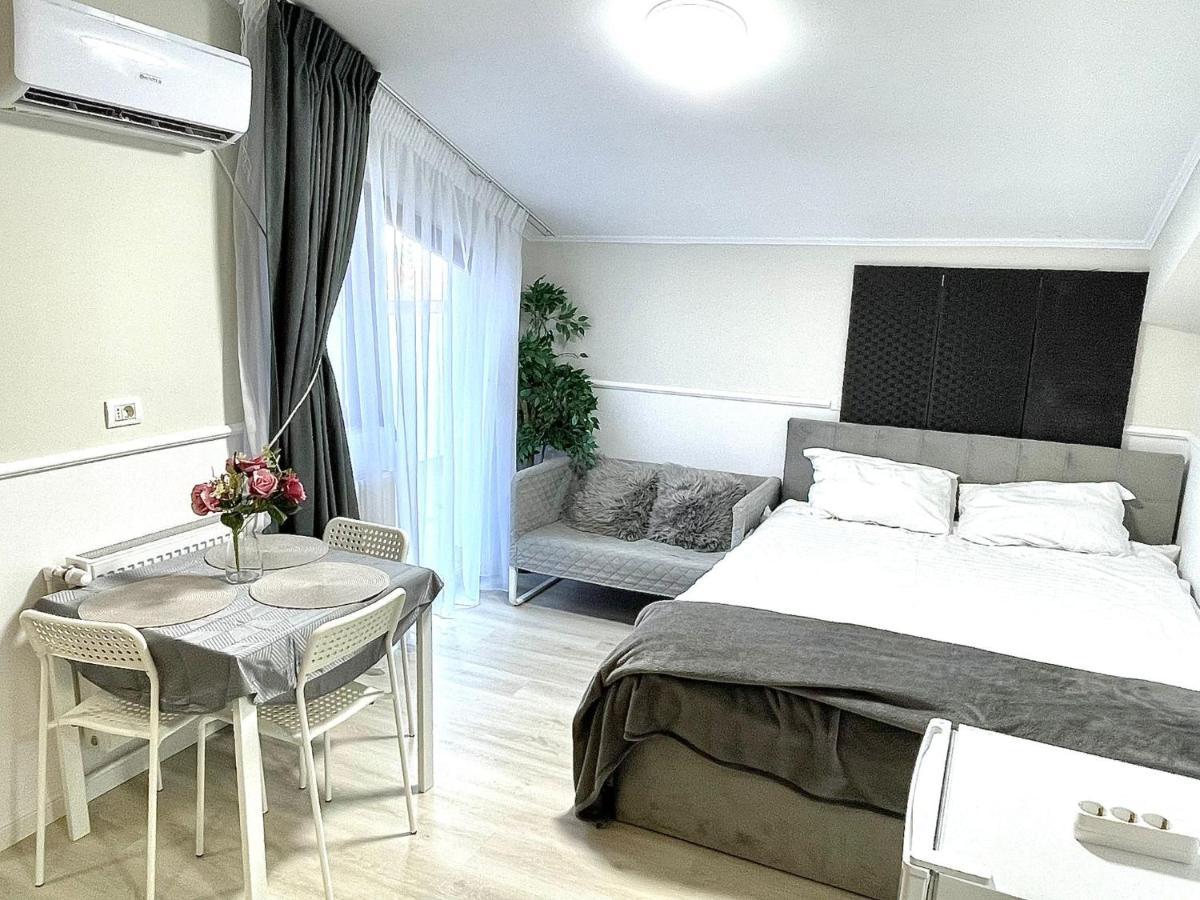 Baneasa Luxury Apartaments Bucarest Esterno foto