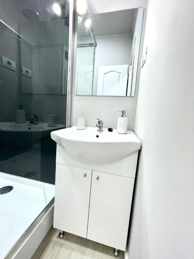 Baneasa Luxury Apartaments Bucarest Esterno foto