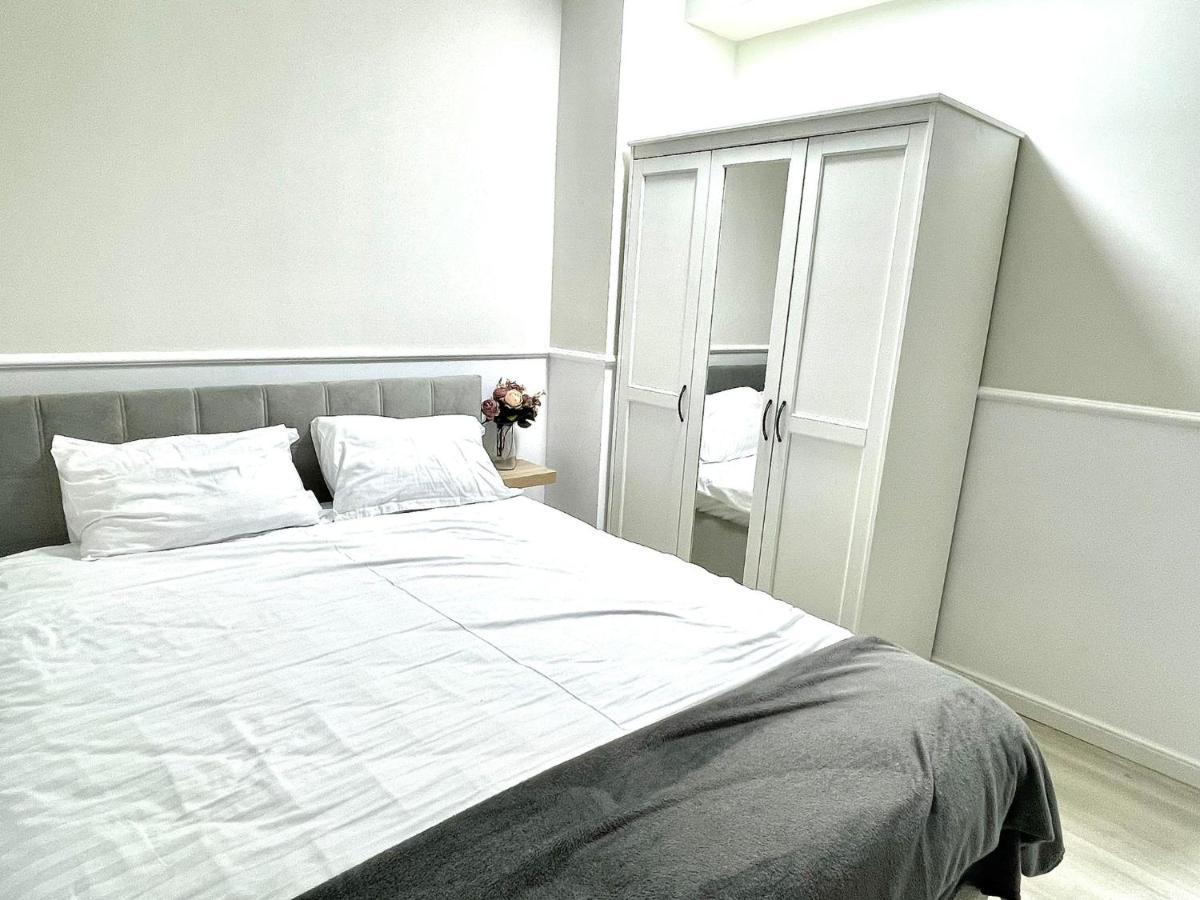 Baneasa Luxury Apartaments Bucarest Esterno foto