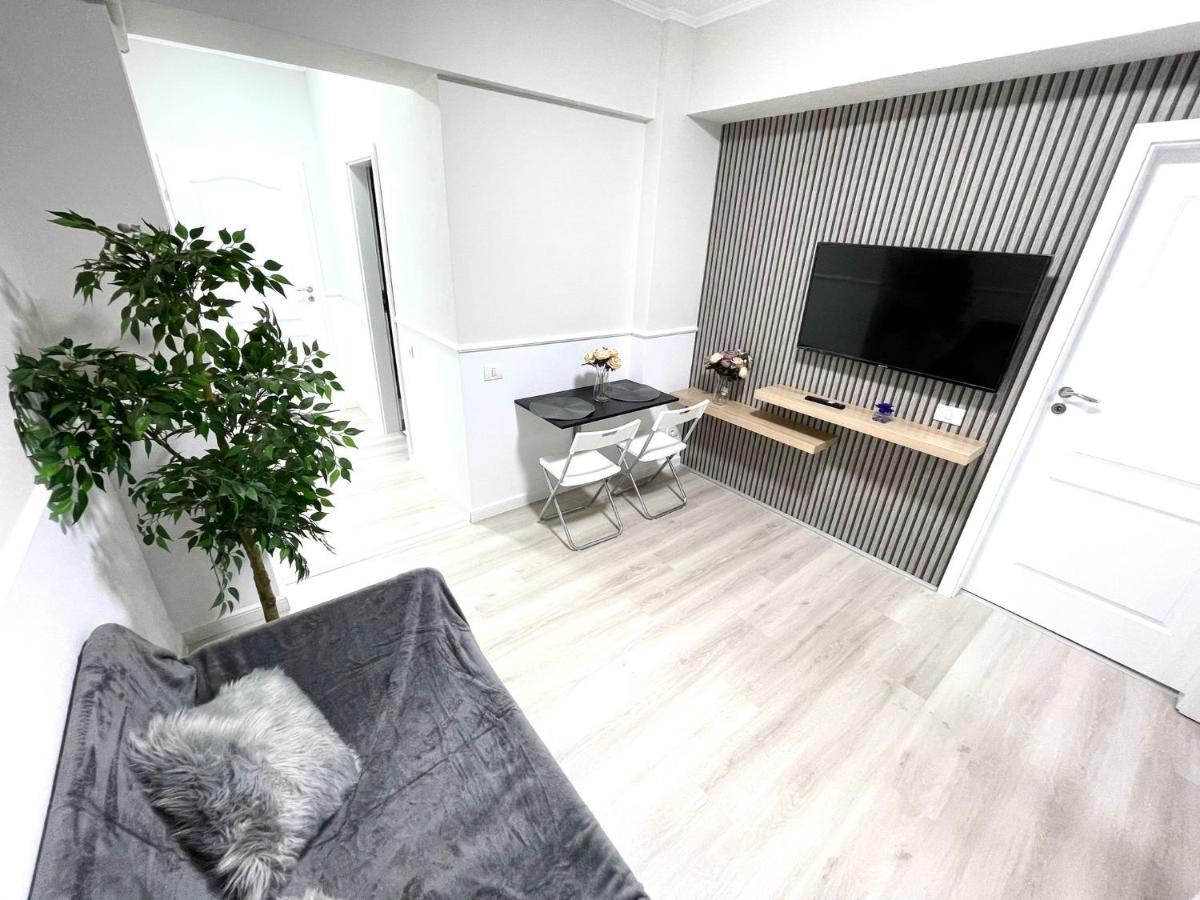 Baneasa Luxury Apartaments Bucarest Esterno foto