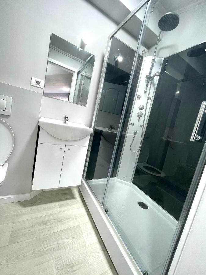 Baneasa Luxury Apartaments Bucarest Esterno foto