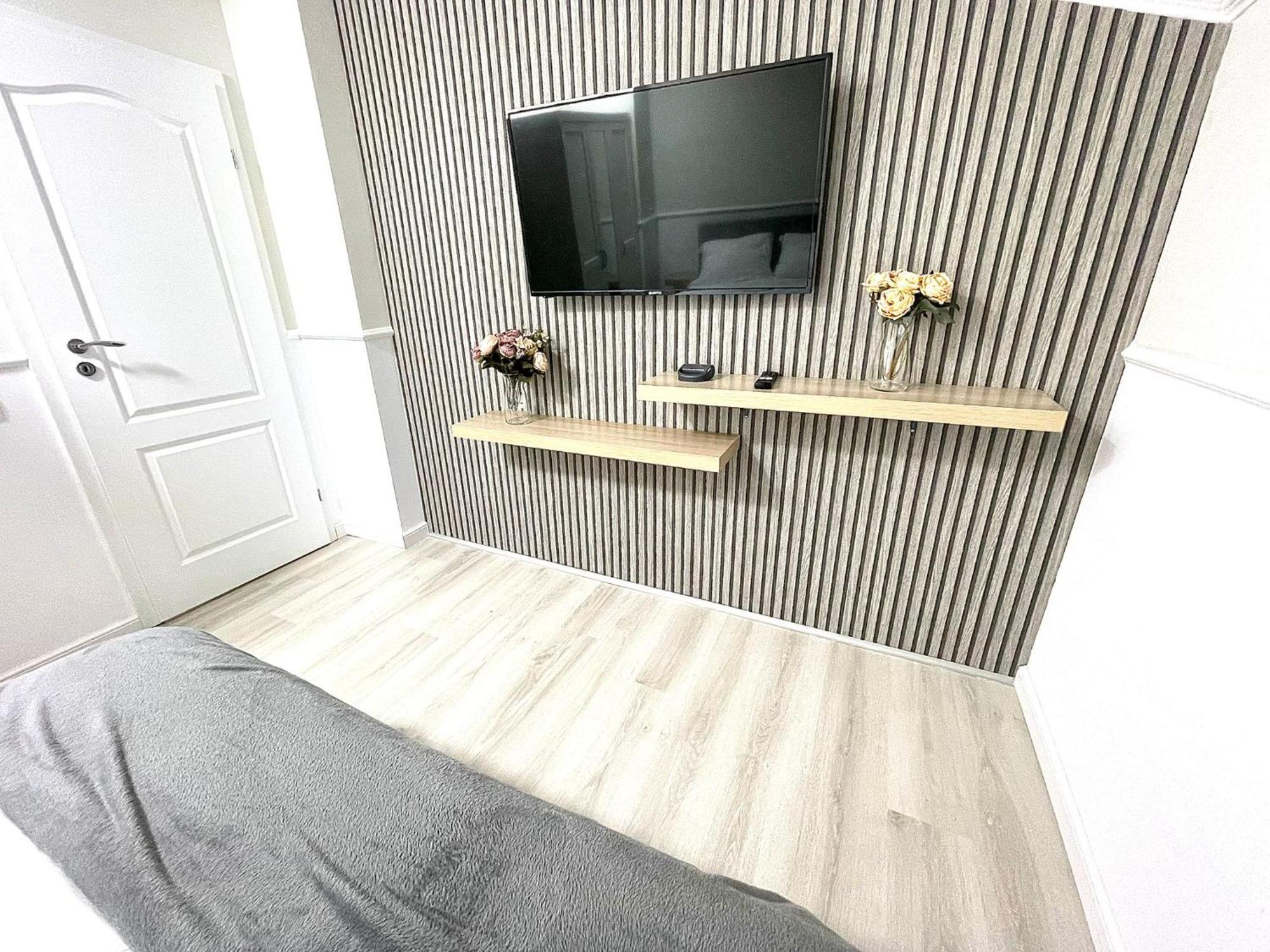 Baneasa Luxury Apartaments Bucarest Esterno foto